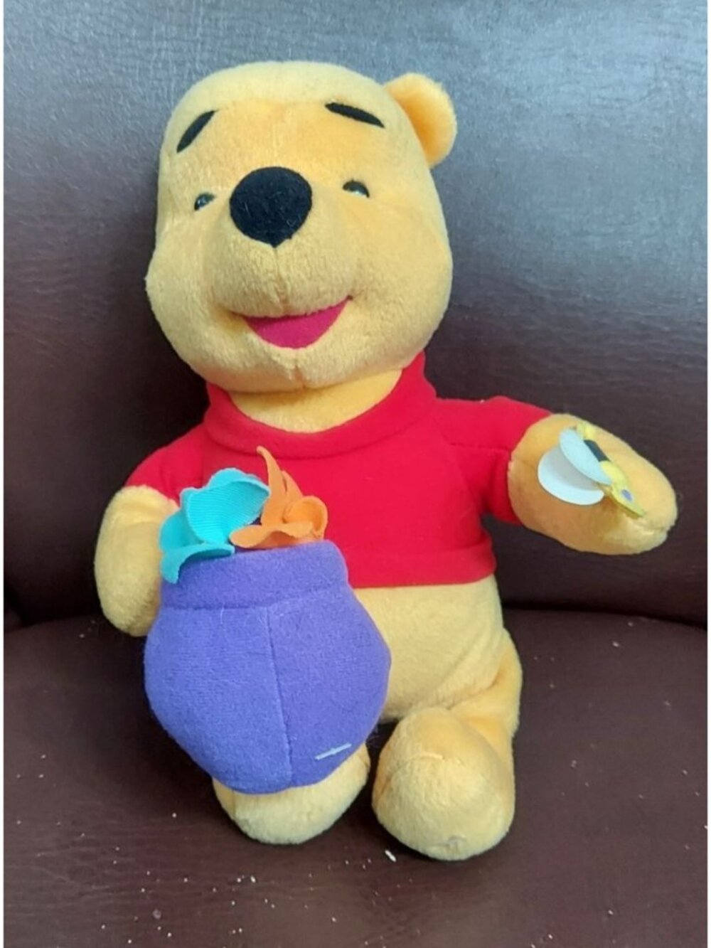 Winnie The Pooh Flowers Bumblebee Honey Pot Plush Stuffed Animal Mattel 1998 EUC